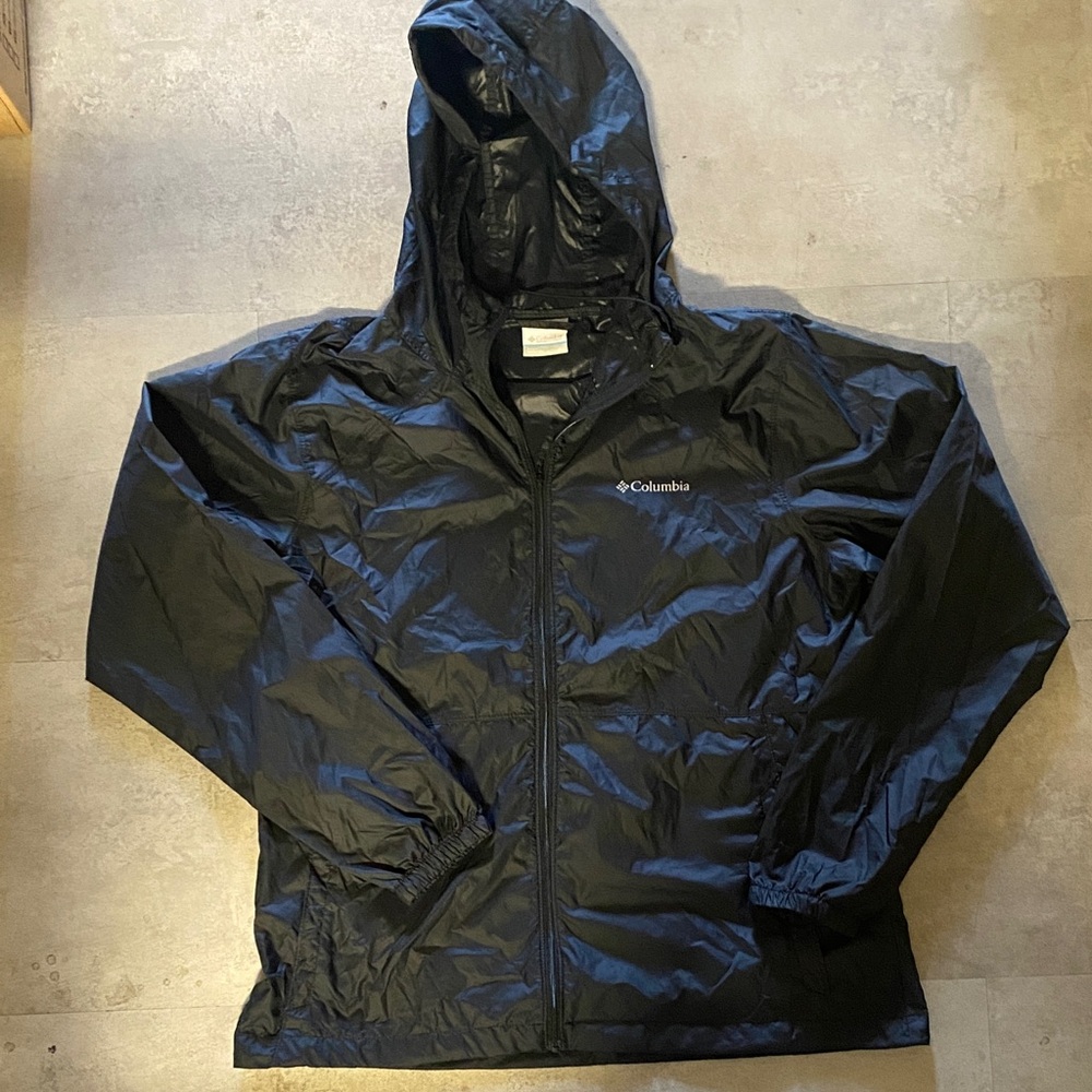 Columbia Men's Dark Hooded Raincoat